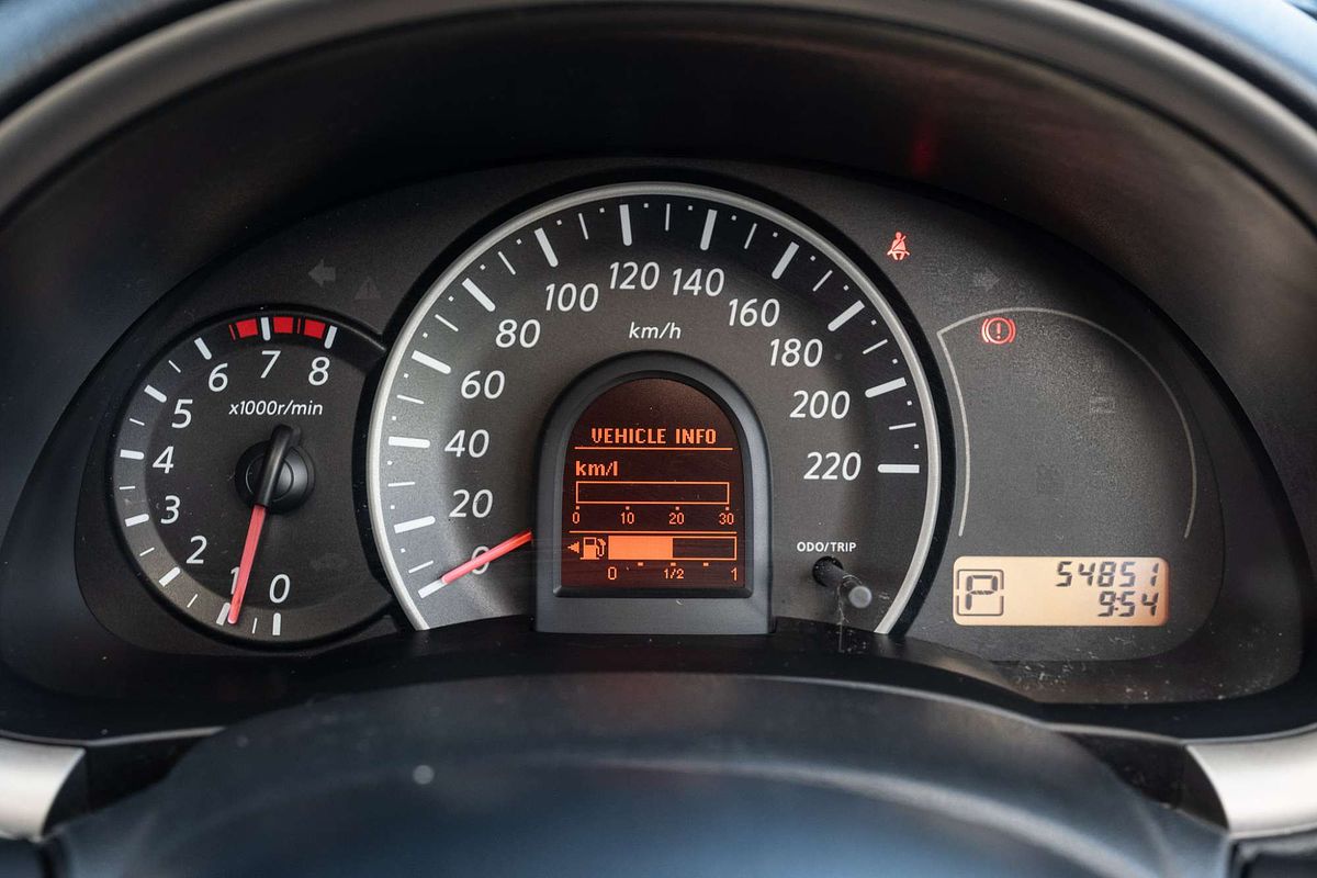 2012 Nissan Micra ST K13