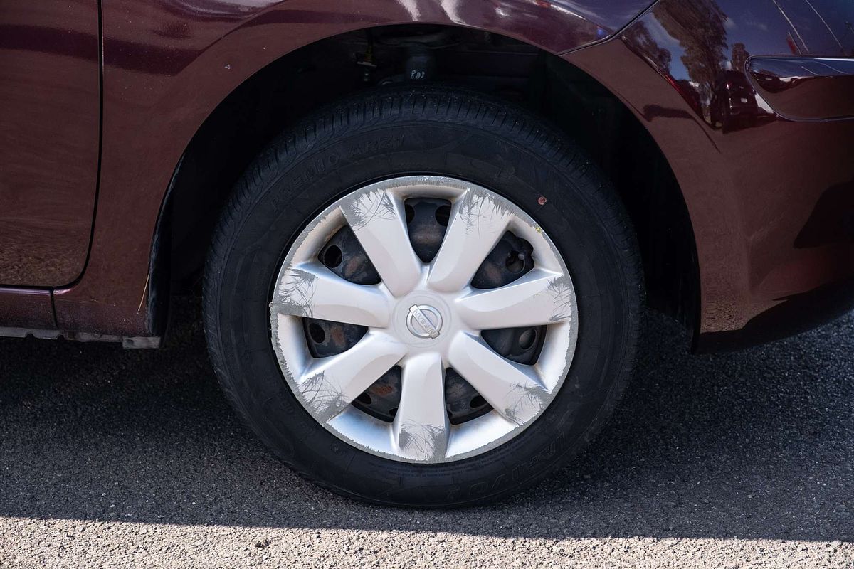 2012 Nissan Micra ST K13