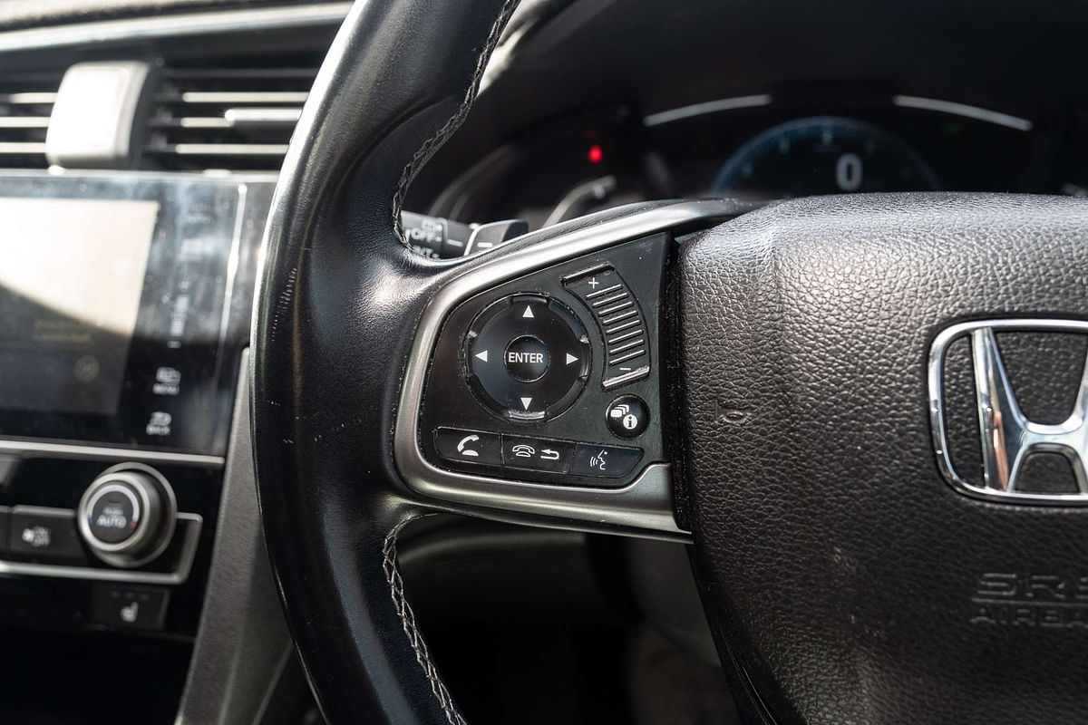 2018 Honda Civic VTi-LX 10th Gen