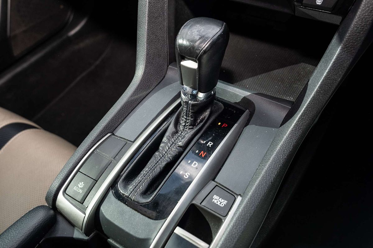 2018 Honda Civic VTi-LX 10th Gen