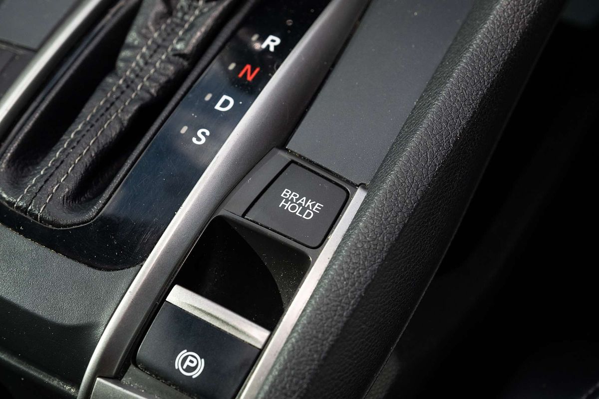 2018 Honda Civic VTi-LX 10th Gen