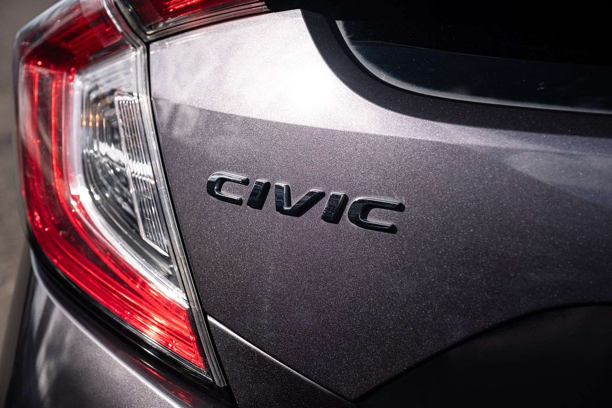 2018 Honda Civic VTi-LX 10th Gen