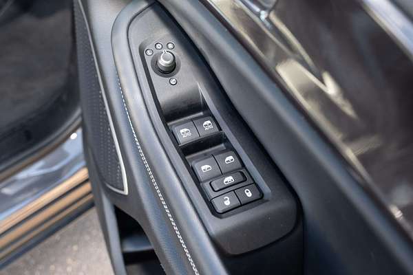 2022 Jeep Grand Cherokee L Night Eagle WL