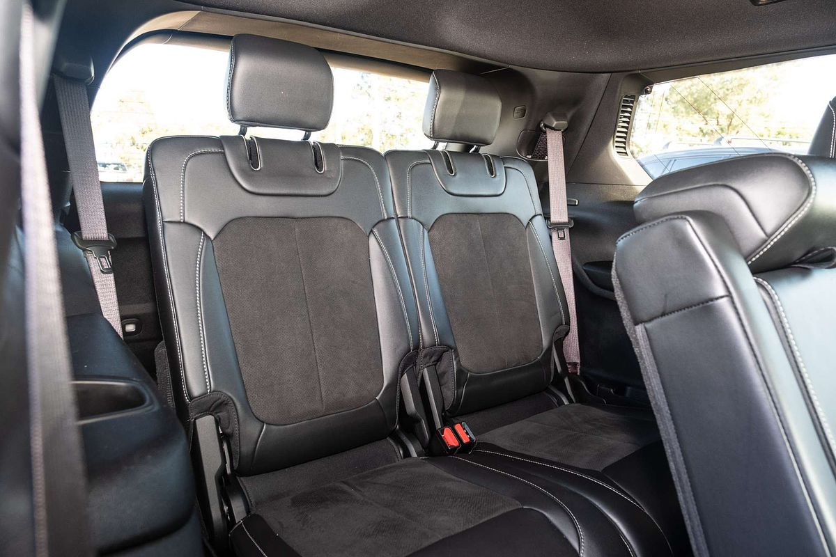 2022 Jeep Grand Cherokee L Night Eagle WL