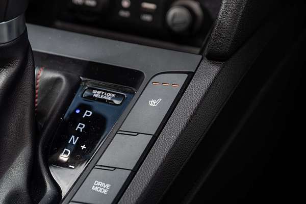 2016 Hyundai Elantra SR Turbo AD