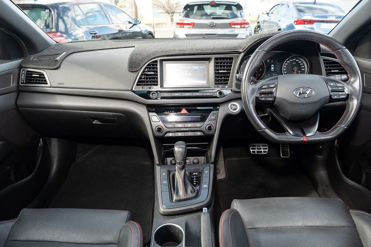 2016 Hyundai Elantra SR Turbo AD