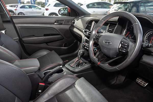 2016 Hyundai Elantra SR Turbo AD