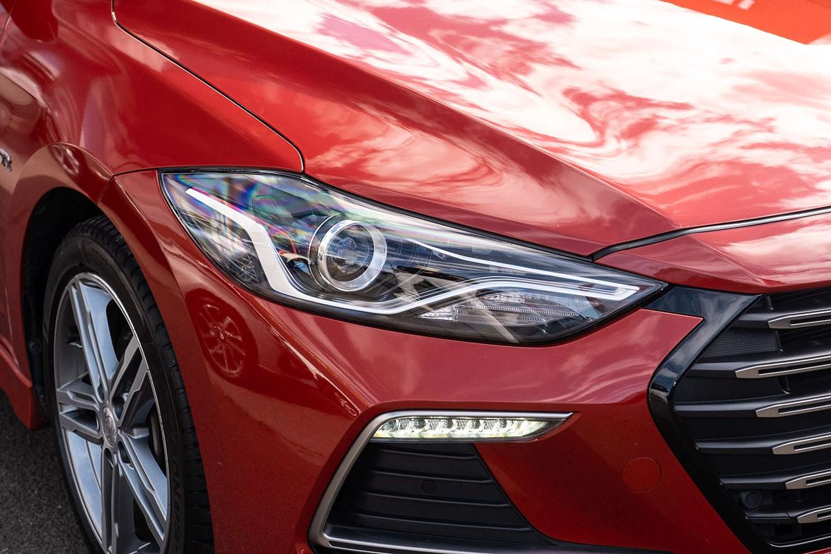 2016 Hyundai Elantra SR Turbo AD