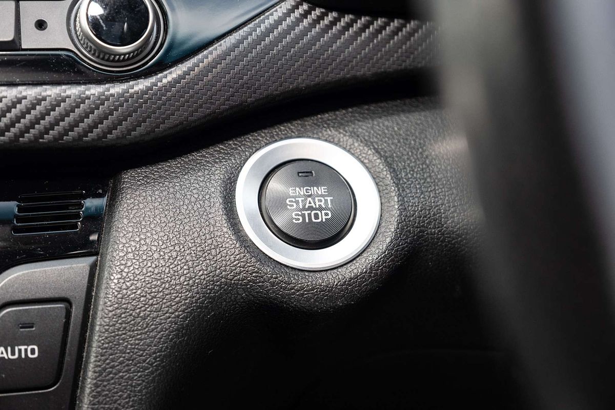 2016 Hyundai Elantra SR Turbo AD