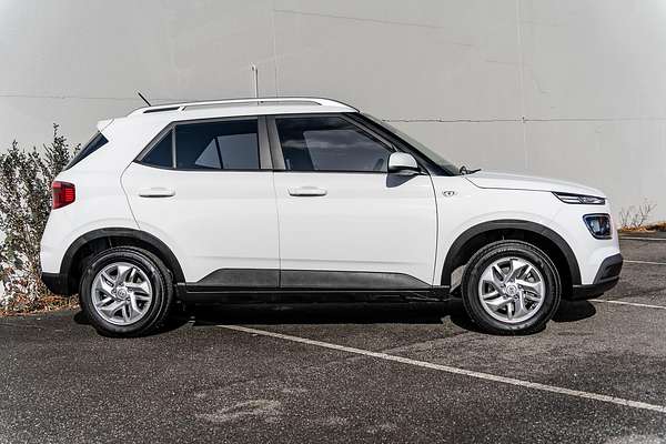 2023 Hyundai Venue QX.V5