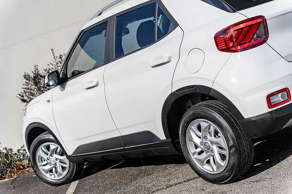 2023 Hyundai Venue QX.V5