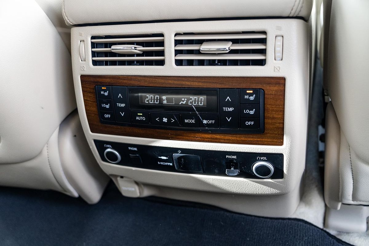 2016 Toyota Landcruiser Sahara VDJ200R