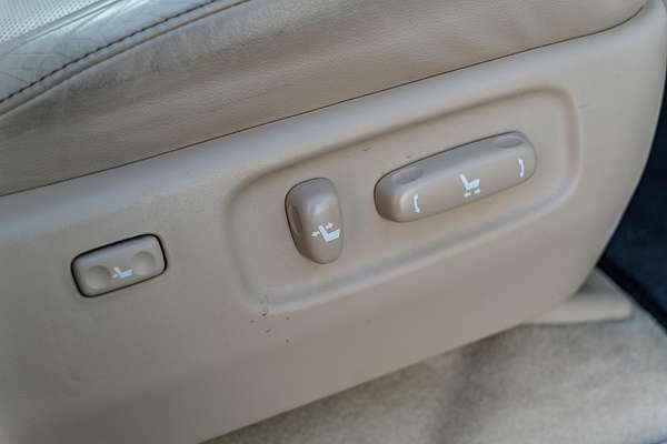 2016 Toyota Landcruiser Sahara VDJ200R