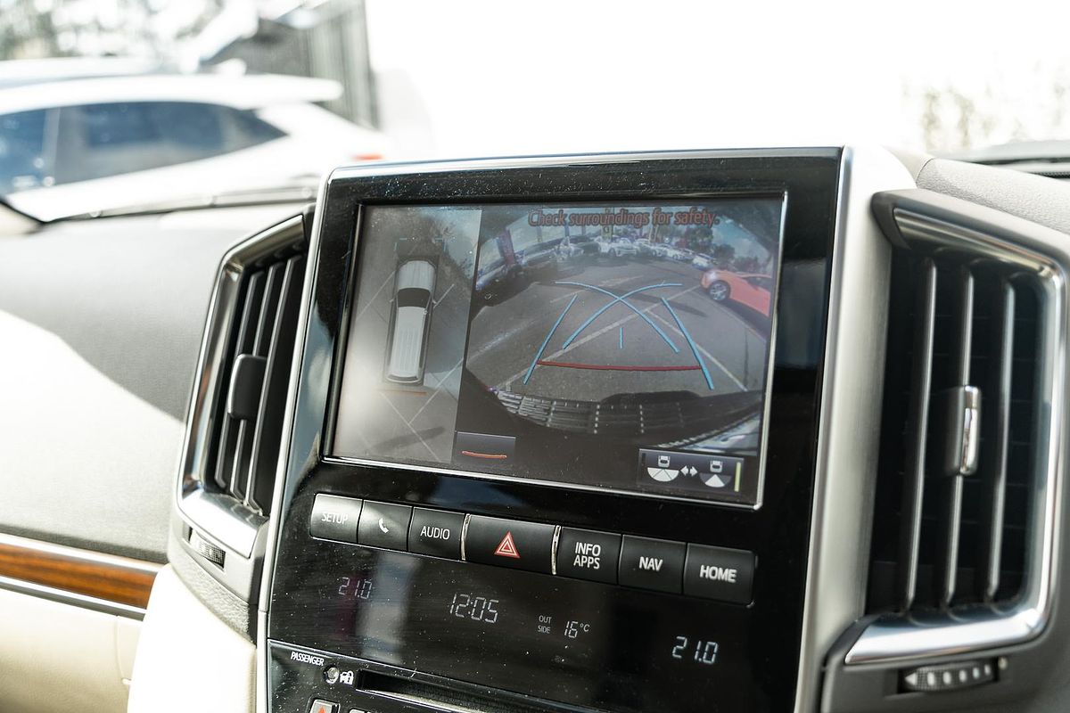 2016 Toyota Landcruiser Sahara VDJ200R