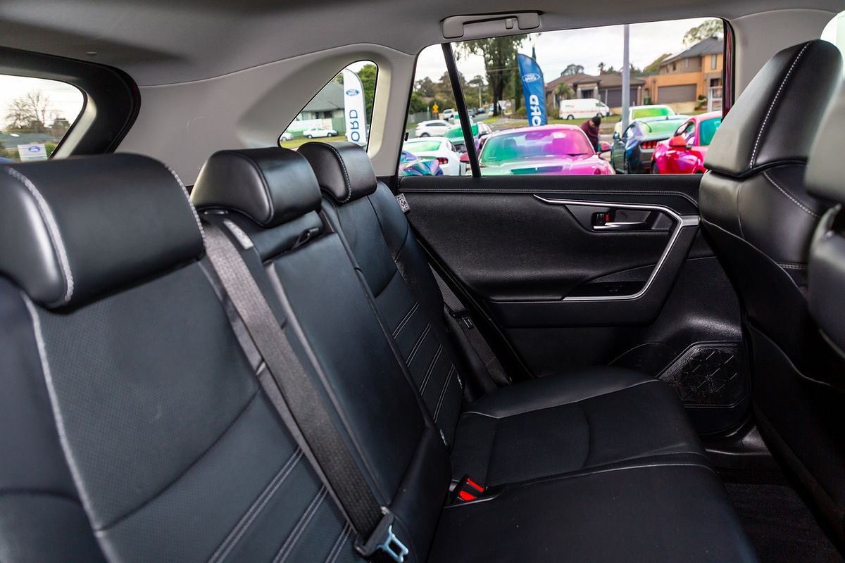 2022 Toyota RAV4 Cruiser AXAH52R