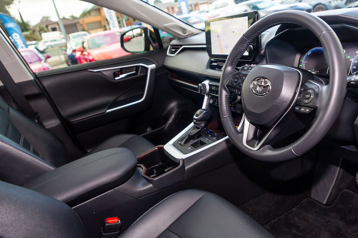 2022 Toyota RAV4 Cruiser AXAH52R
