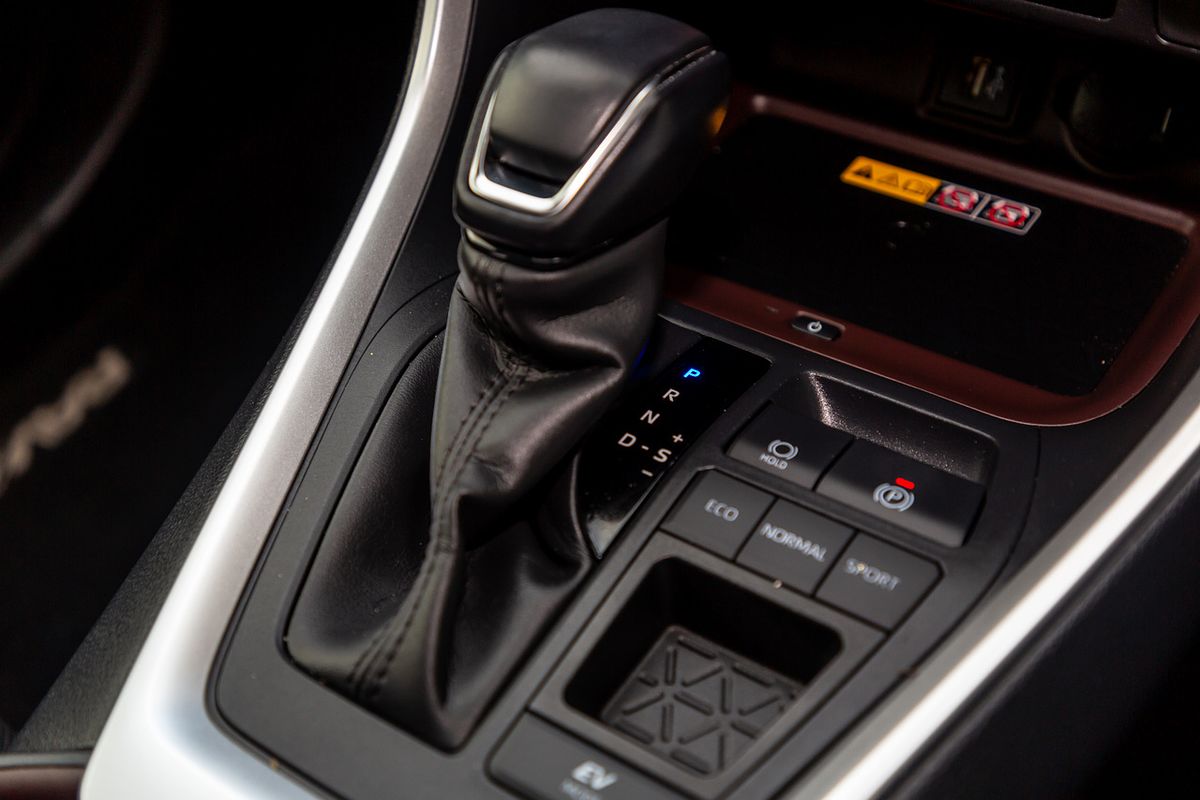 2022 Toyota RAV4 Cruiser AXAH52R