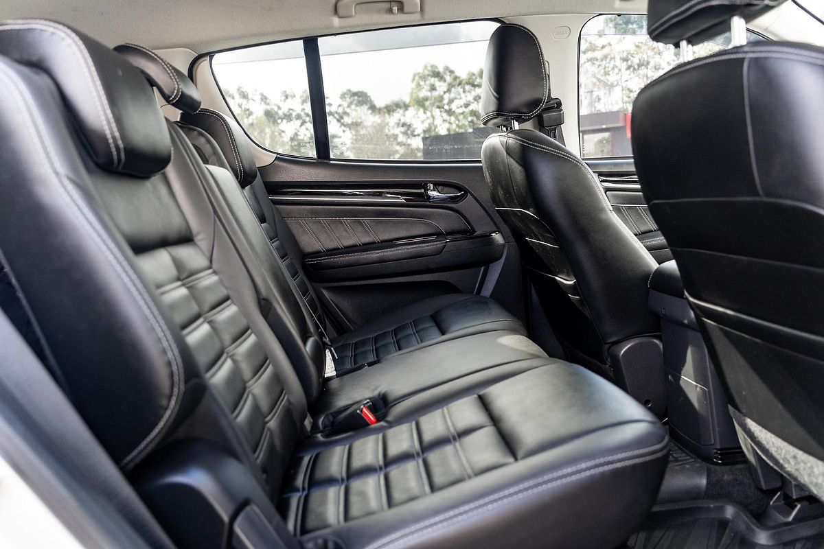 2021 Isuzu MU-X LS-T