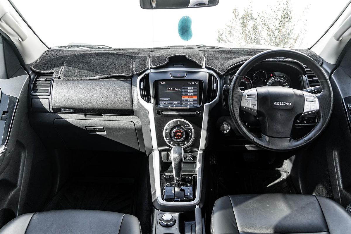 2021 Isuzu MU-X LS-T