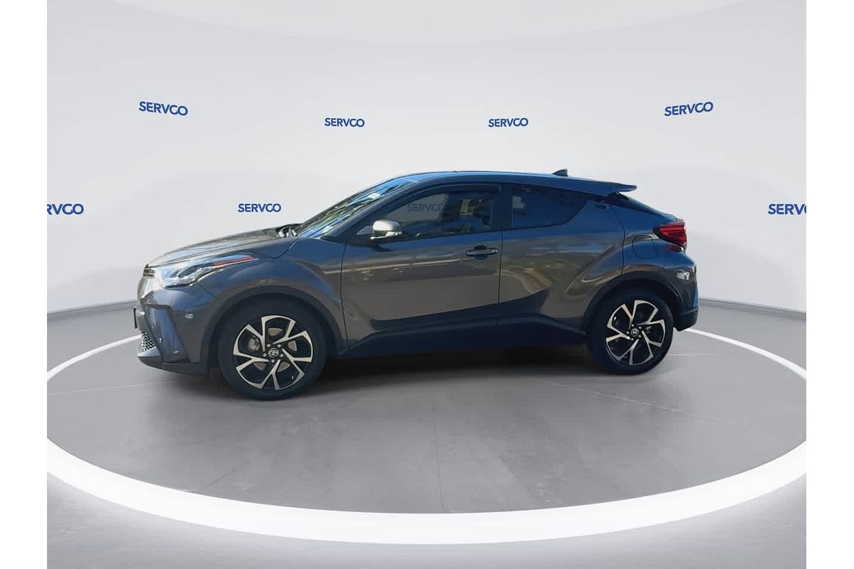 2022 Toyota C-HR XLE