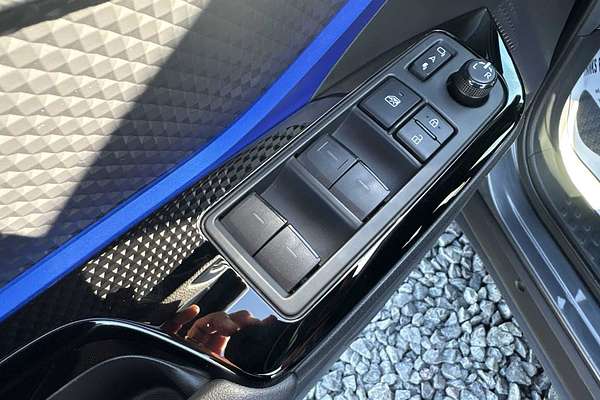2022 Toyota C-HR XLE