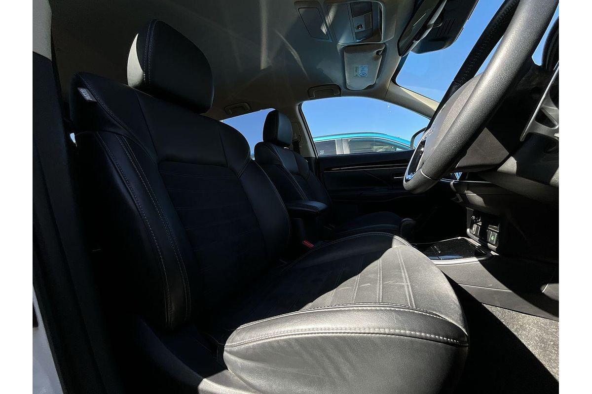 2020 Mitsubishi Outlander LS ZL