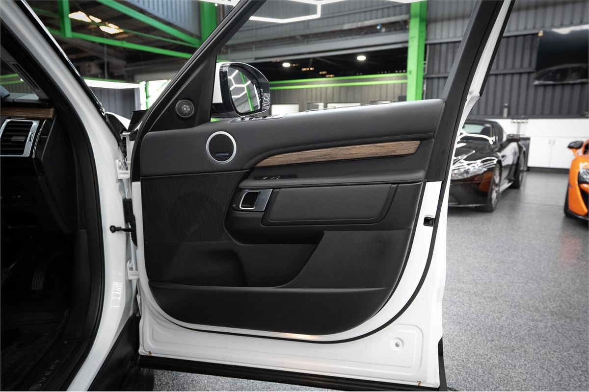 2018 Land Rover Discovery SD4 HSE Series 5
