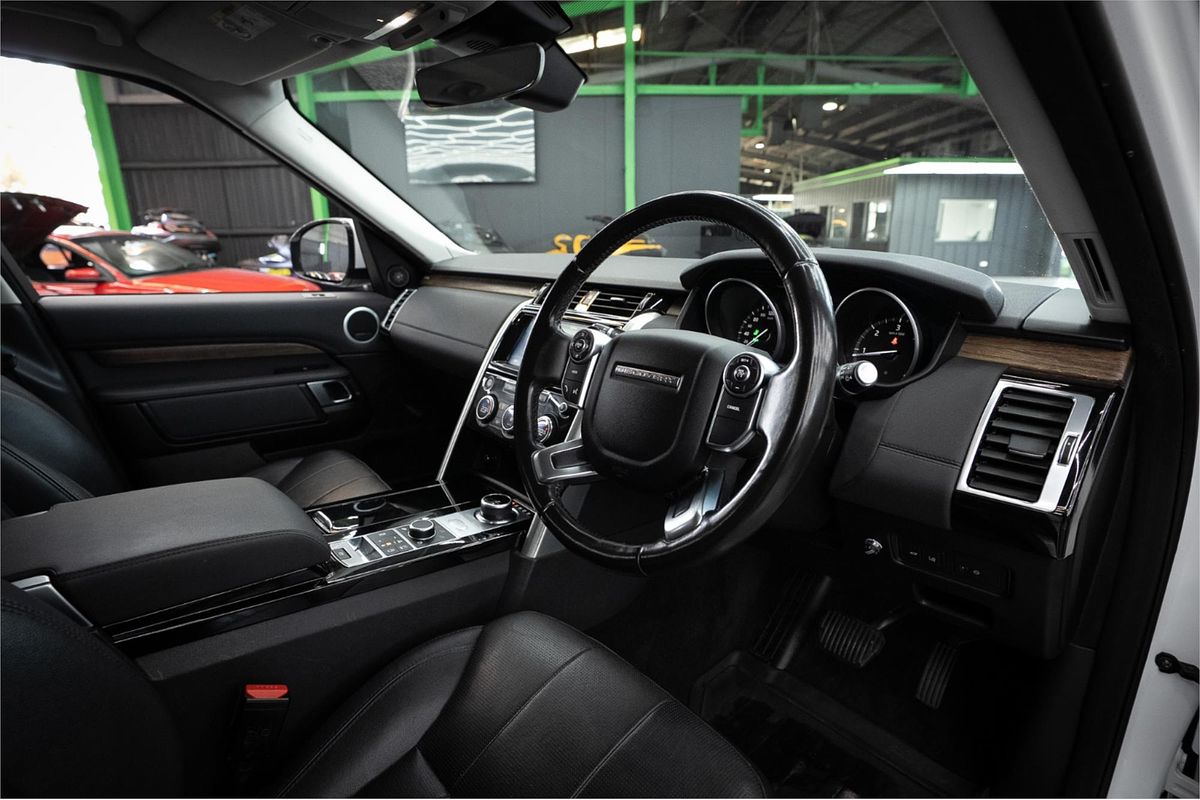 2018 Land Rover Discovery SD4 HSE Series 5