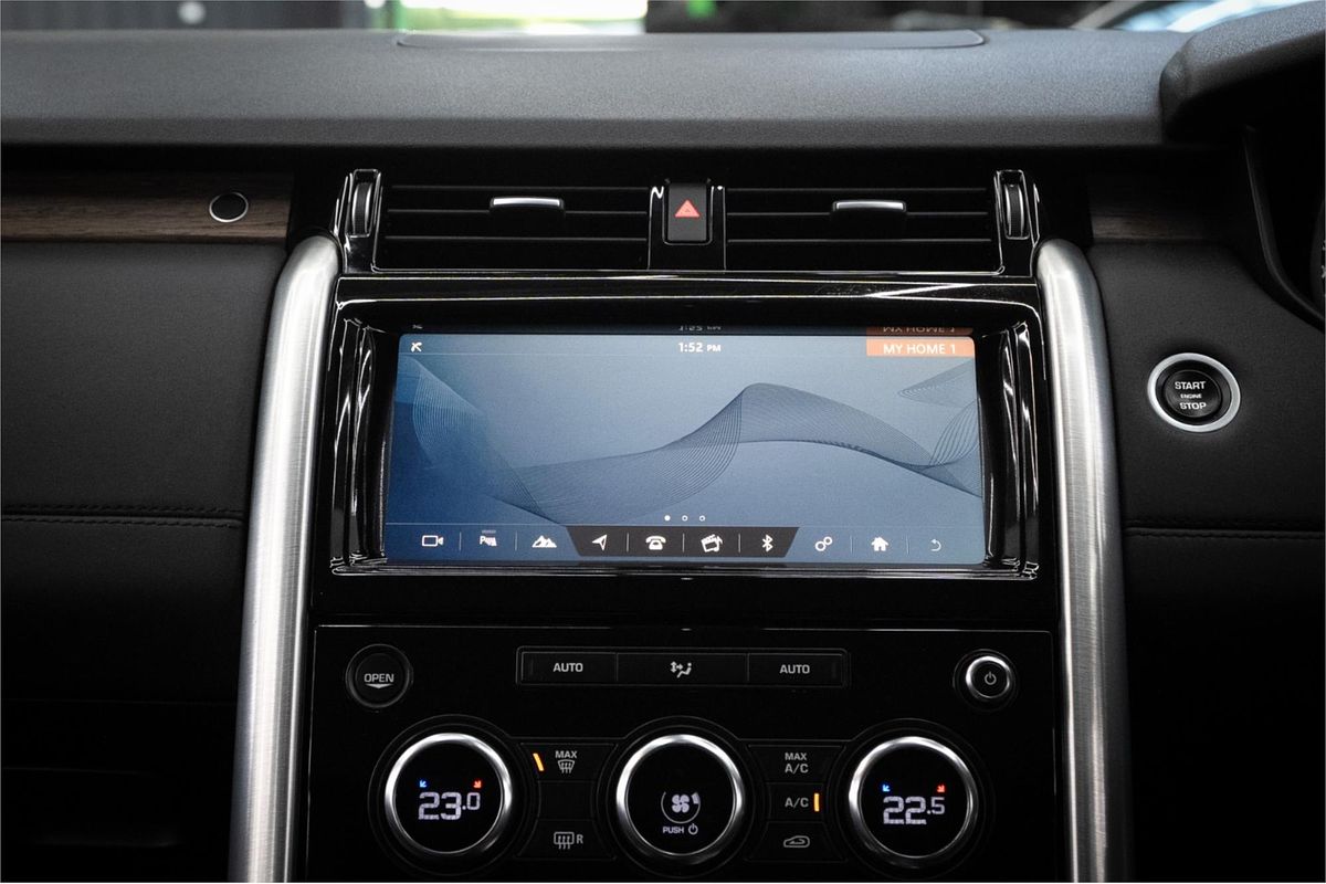 2018 Land Rover Discovery SD4 HSE Series 5