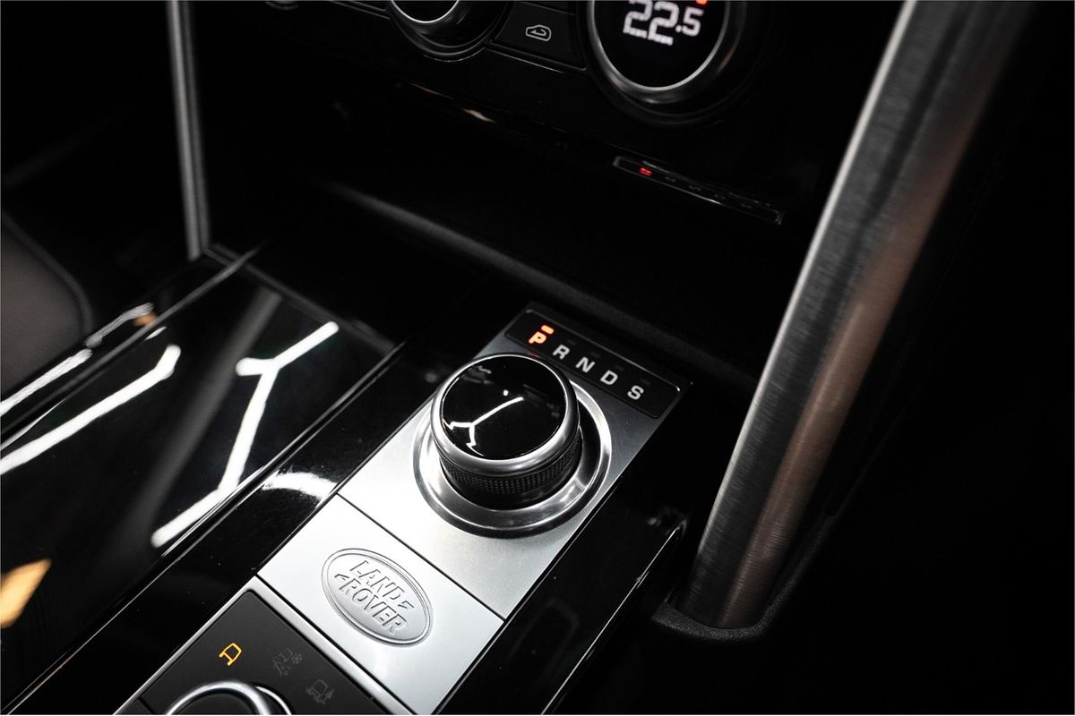 2018 Land Rover Discovery SD4 HSE Series 5