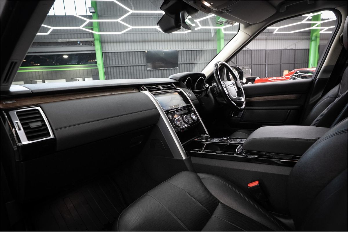 2018 Land Rover Discovery SD4 HSE Series 5
