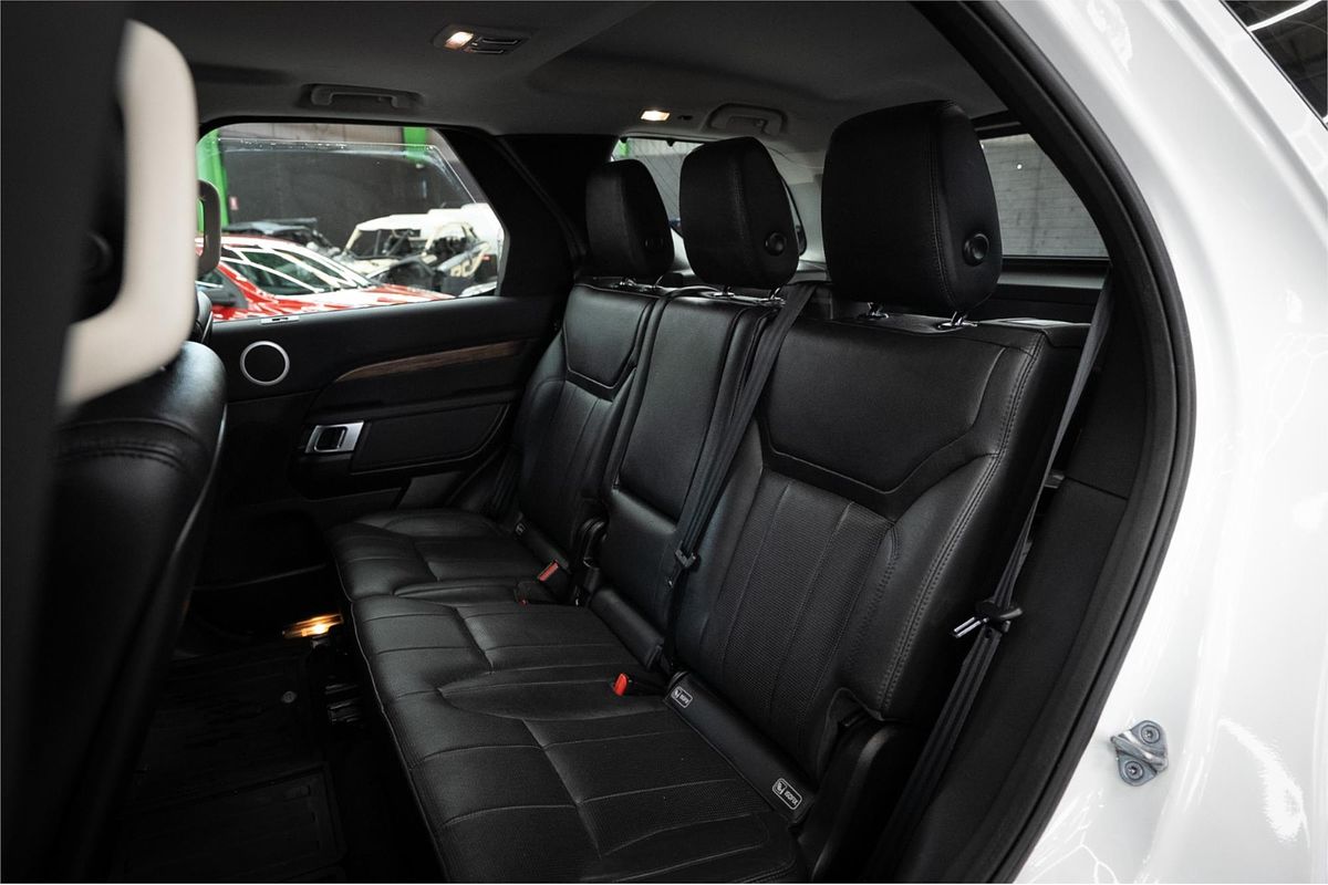 2018 Land Rover Discovery SD4 HSE Series 5