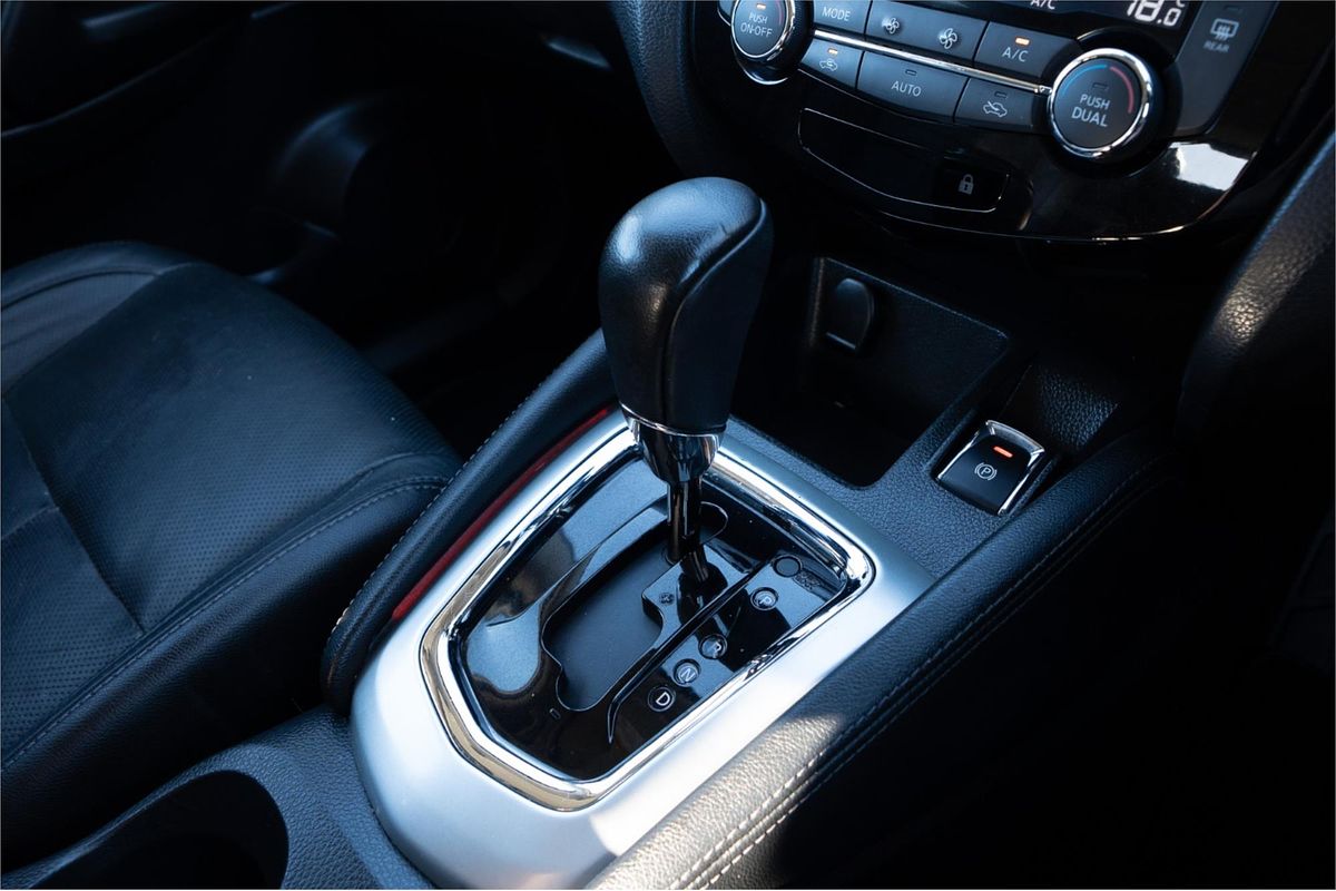 2015 Nissan QASHQAI TL J11