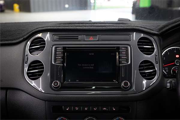 2016 Volkswagen Tiguan 155 TSI R-LINE (4x4) 5NC MY16
