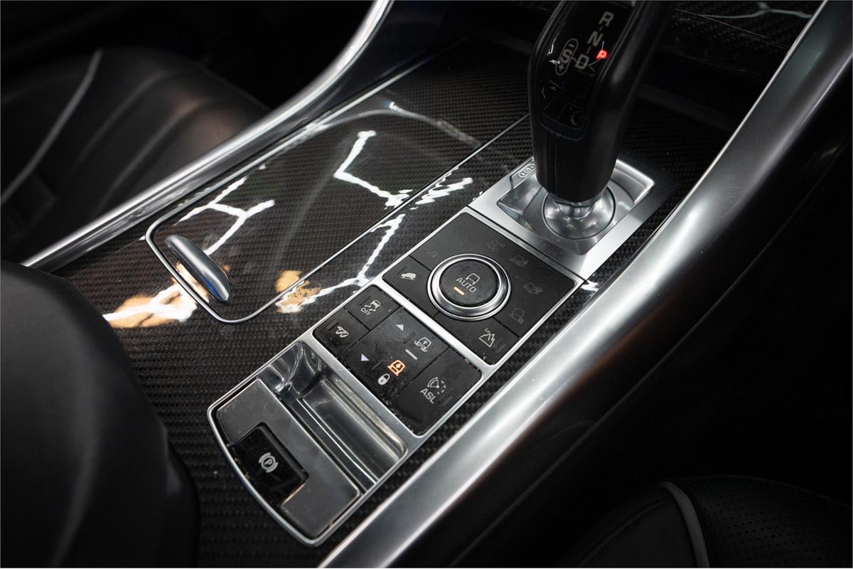 2015 Range Rover RANGE ROVER SPORT SVR LW MY15.5