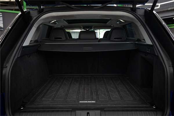 2015 Range Rover RANGE ROVER SPORT SVR LW MY15.5