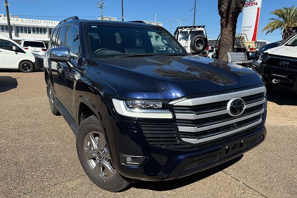 2021 Toyota Landcruiser Sahara FJA300R