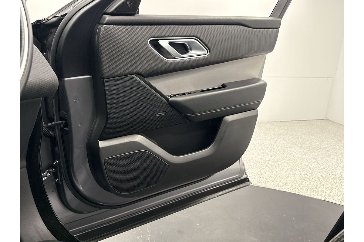 2020 Land Rover Range Rover Velar P250 R-Dynamic S L560