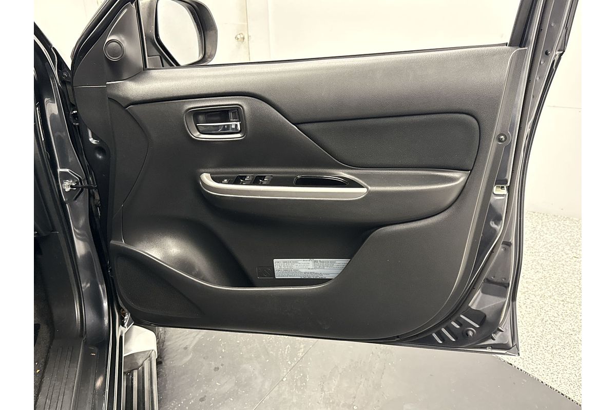 2019 Mitsubishi Triton GLS MR 4X4