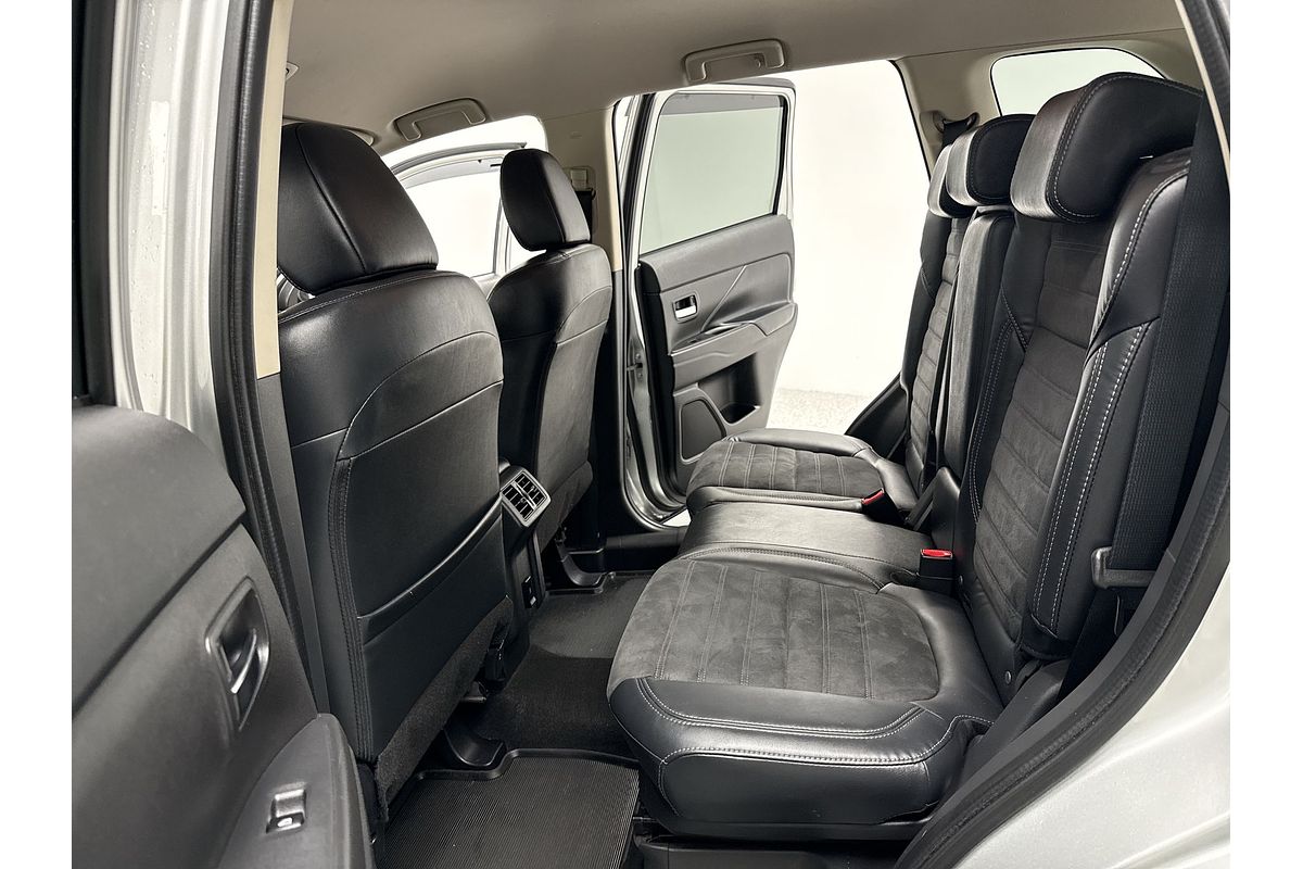 2020 Mitsubishi Outlander LS ZL