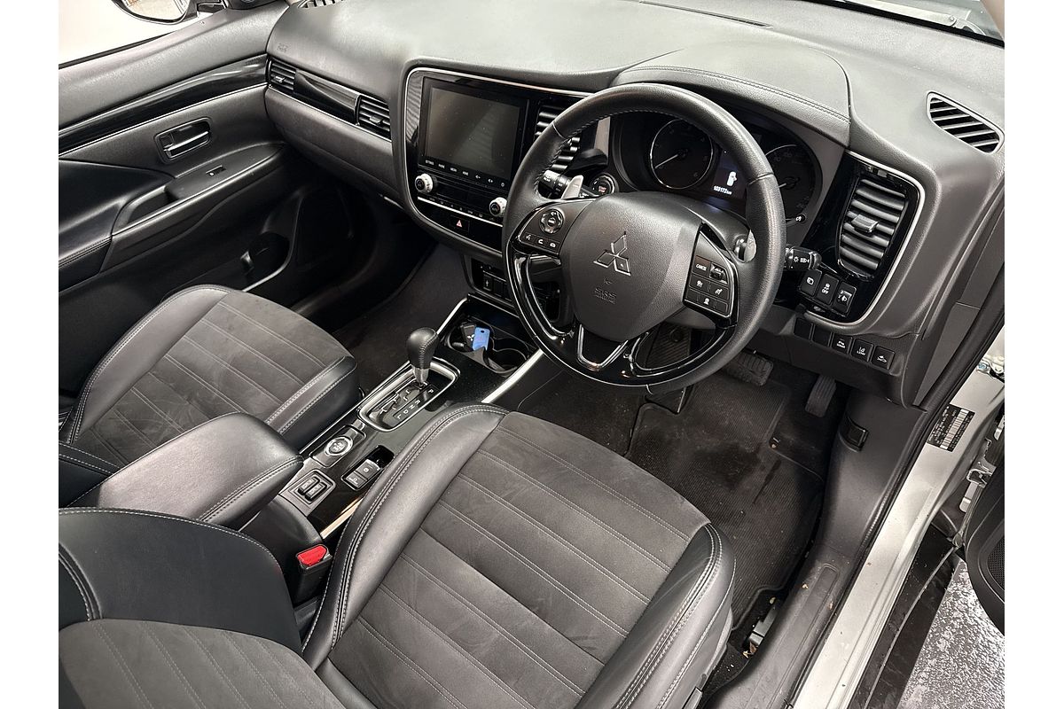 2020 Mitsubishi Outlander LS ZL