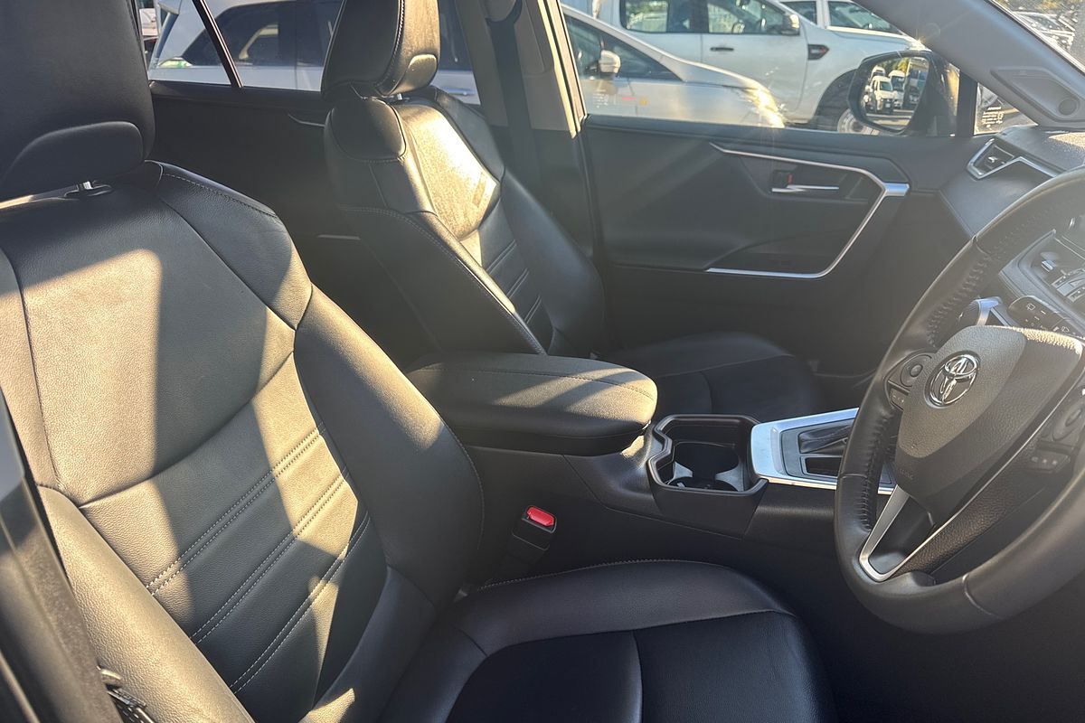 2020 Toyota RAV4 Cruiser MXAA52R