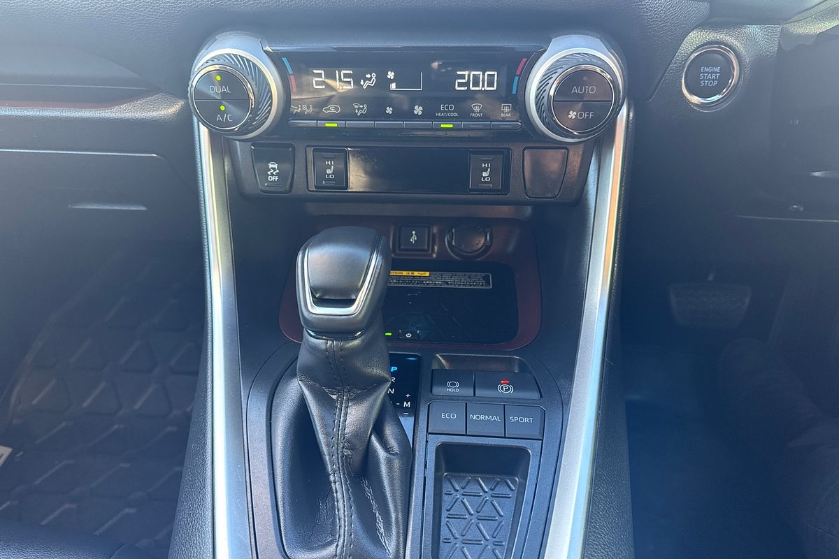 2020 Toyota RAV4 Cruiser MXAA52R