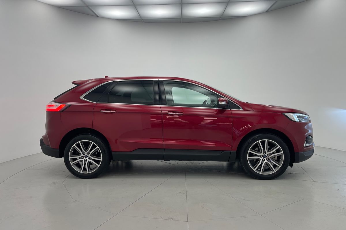 2019 Ford Endura Titanium CA
