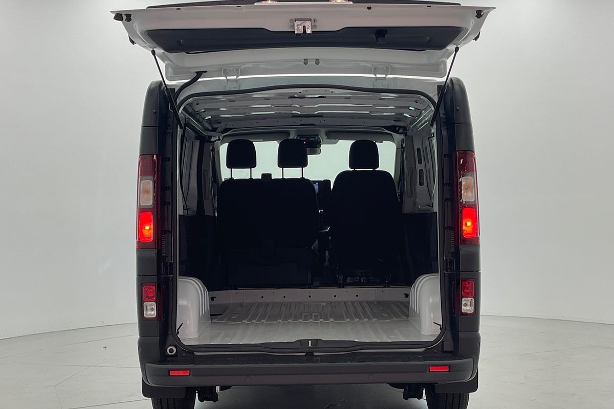2023 Renault Trafic Pro X82 SWB