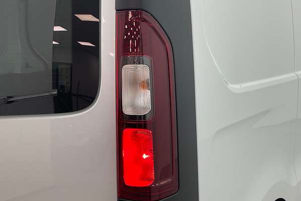 2023 Renault Trafic Pro X82 SWB
