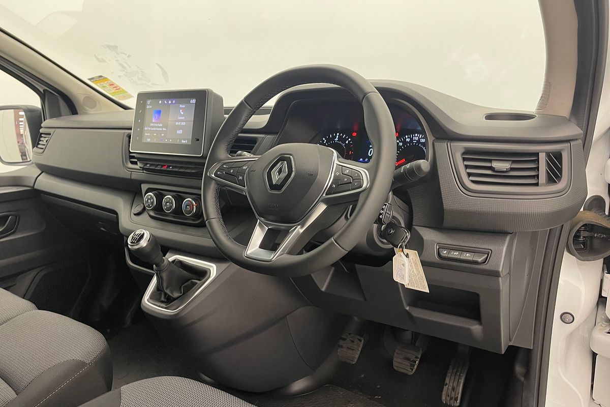 2023 Renault Trafic Pro X82 SWB