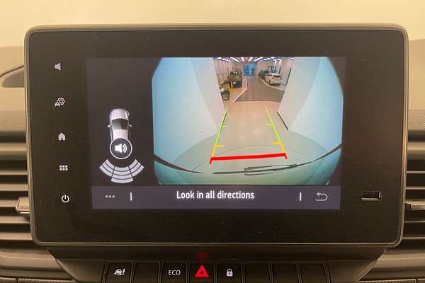 2023 Renault Trafic Pro X82 SWB