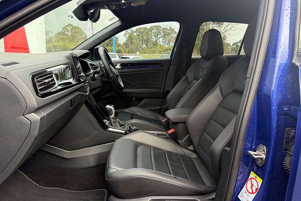 2023 Volkswagen T-Roc R D11