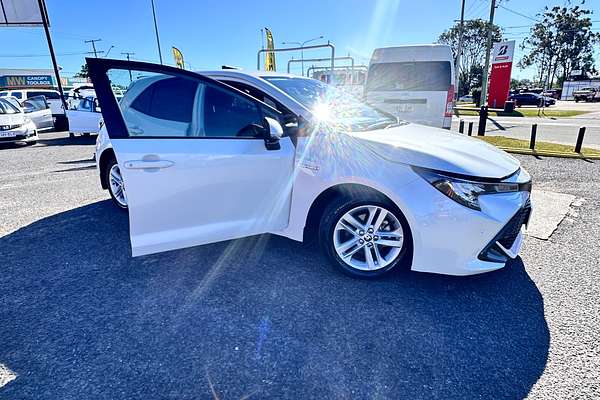 2020 Toyota COROLLA SX Hybrid ZWE211R